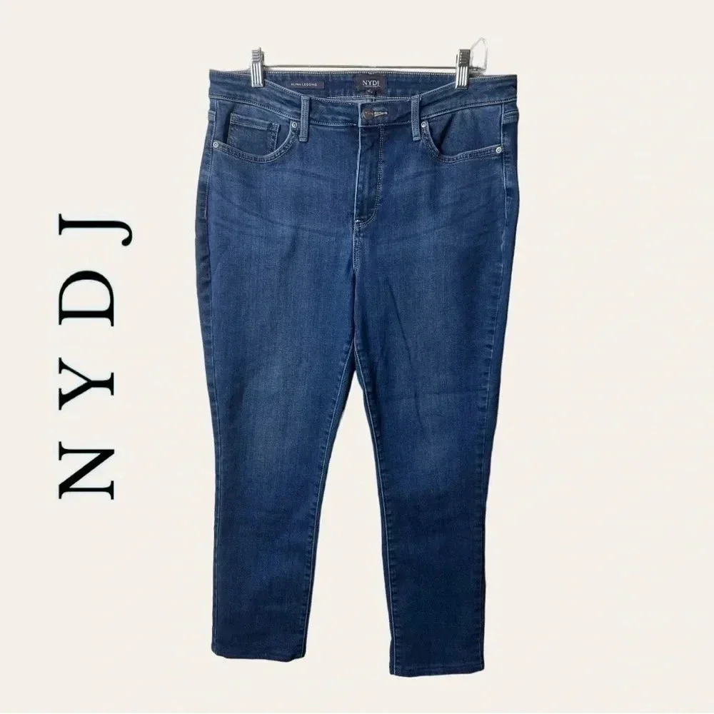 1569. NYDJ DENIM JEANS ALINA LEGGING SIZE 12 MEDIUM WASH‎ NON-DISTRESSED